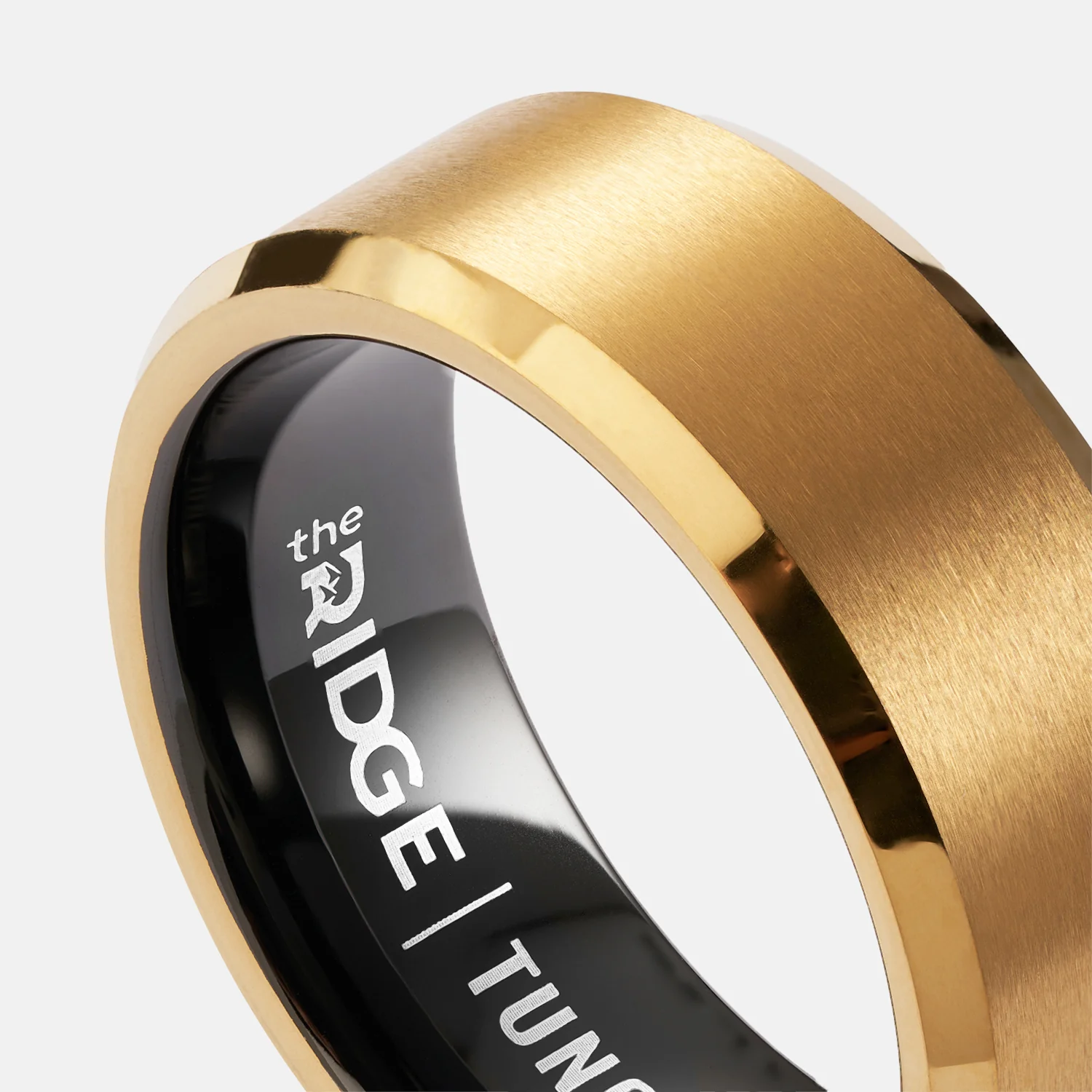 Ridge 8mm Beveled Ring Set - 24K Gold - Image 4