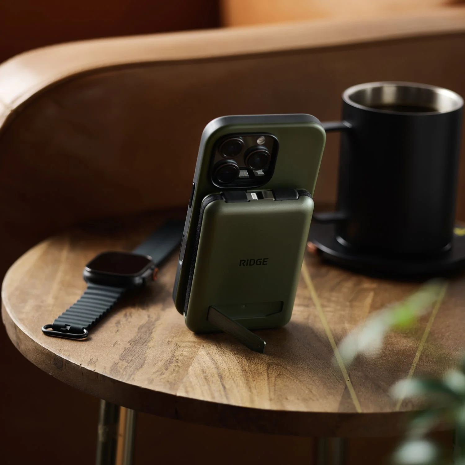 Ridge Power Bank - 10k mAh - Matte Olive - Image 6